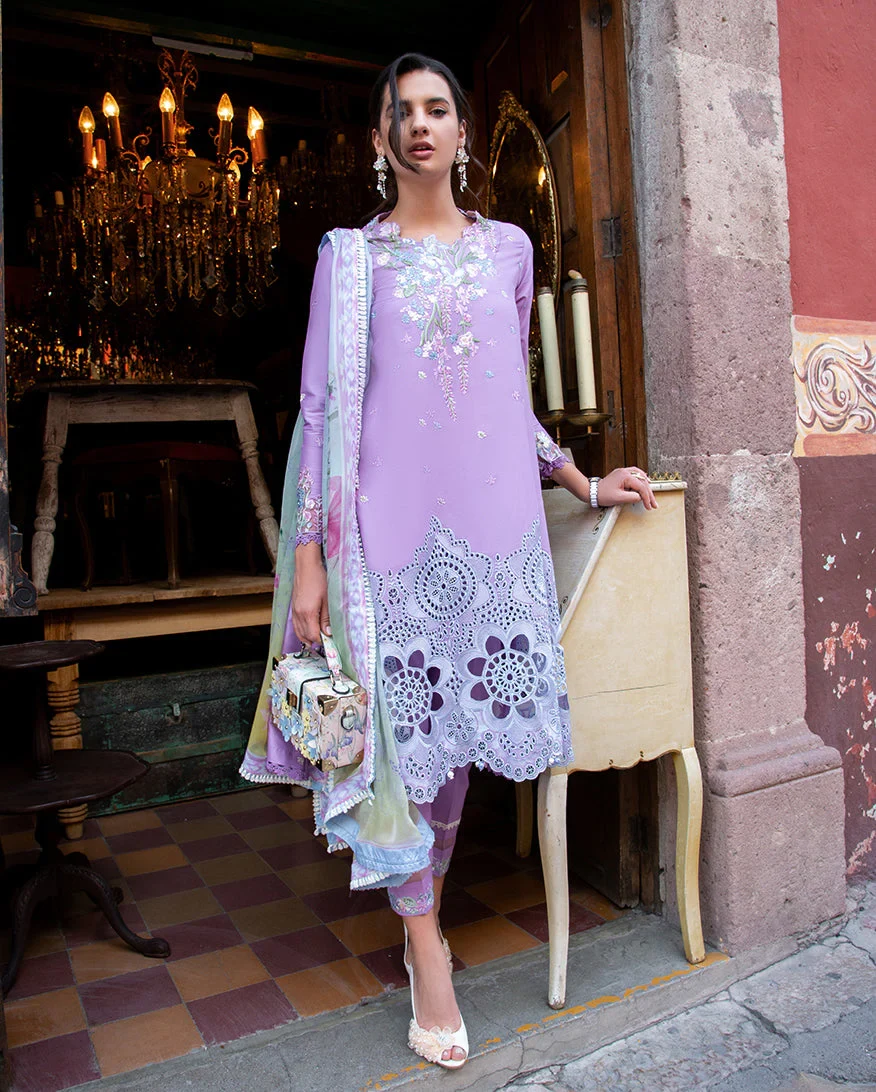 HEMLINE ODYSSEY EMBROIDERED LAWN AILYN 3PC SUIT